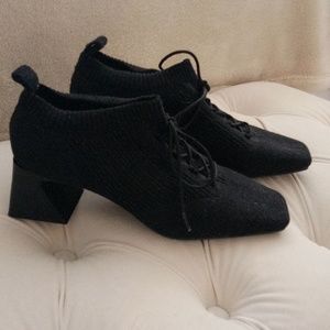 Vivaia Knit Oxford Shoes